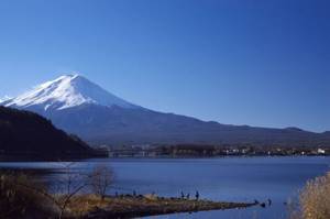 Where is Mount Fuji located - on the map?