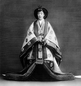jūnihitoe кимоно