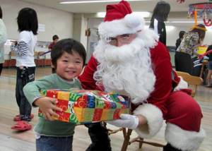 what does Japanese Santa Claus look like?