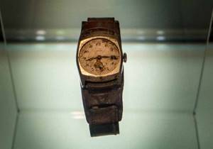 Наручные часы в Музее мира в Хиросиме