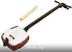 Some Japanese folk musical instruments - Shamisen