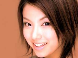 Популярная японская актриса рина учияма