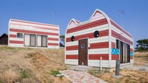 You can stay in these houses on Tashiro Island
